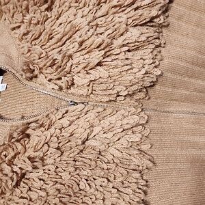 BETTER BE FUZZY CROPPED FRONT ZIP SWEATER